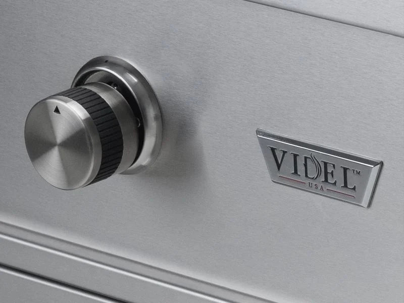 Close-up of stainless steel control knobs on Videl Gran Plancha I built-in griddle